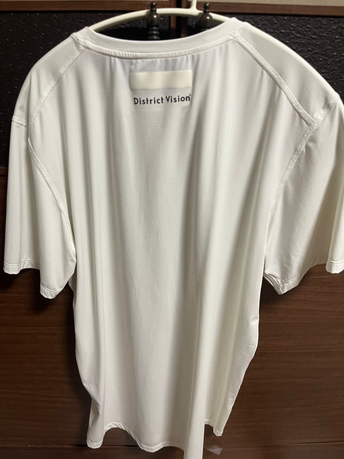 디스트릭트비전 라이트웨이트 티 루나화이트 M 상품이미지2