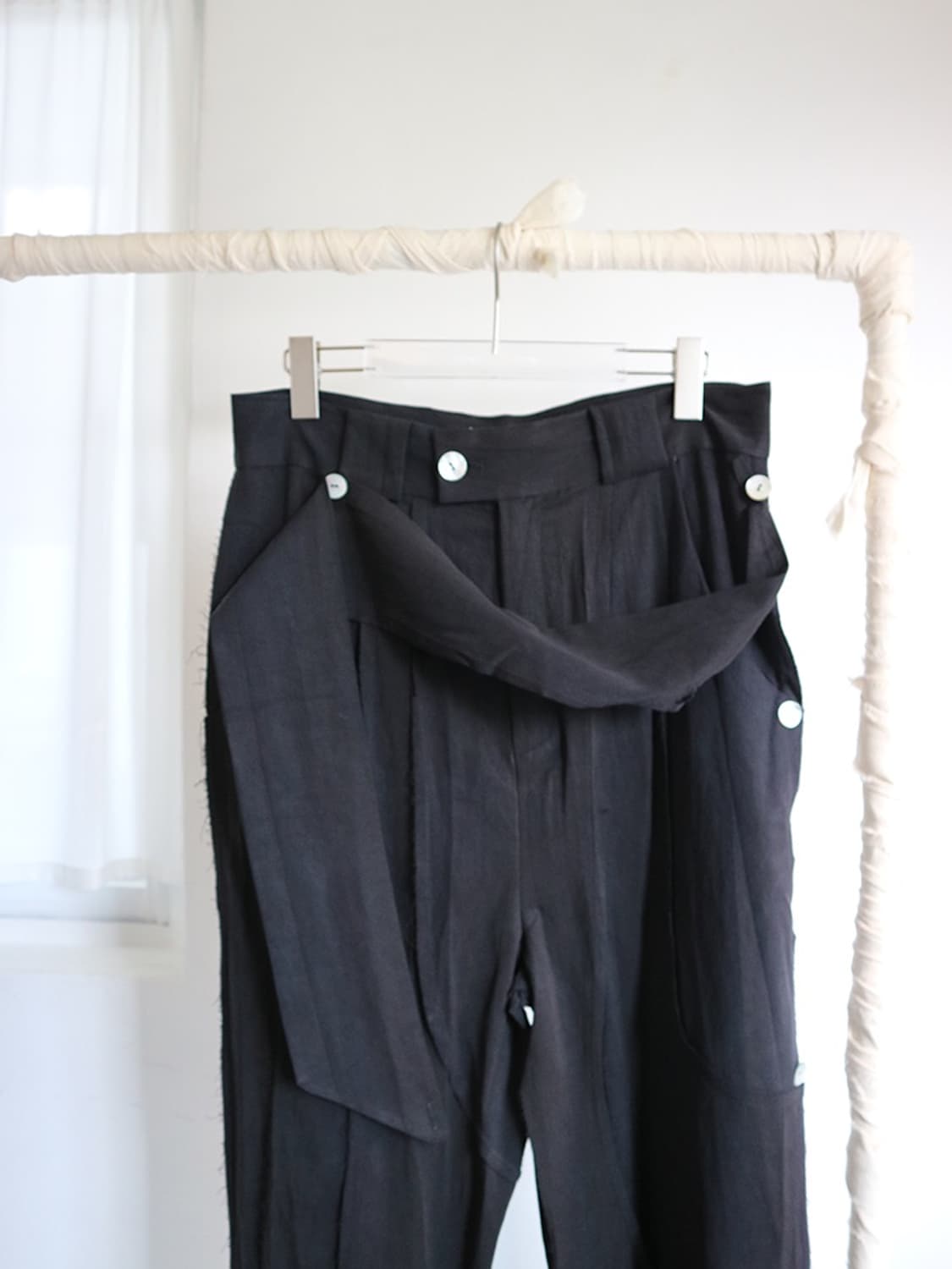 [ae nr mous] Vacillate Pants 상품이미지2