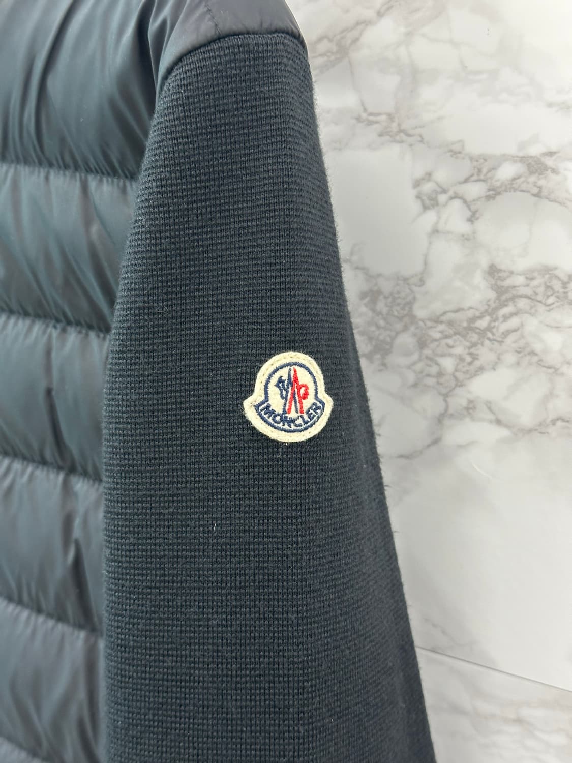 몽클레어 김현우 니트패딩 XL 상품이미지3
