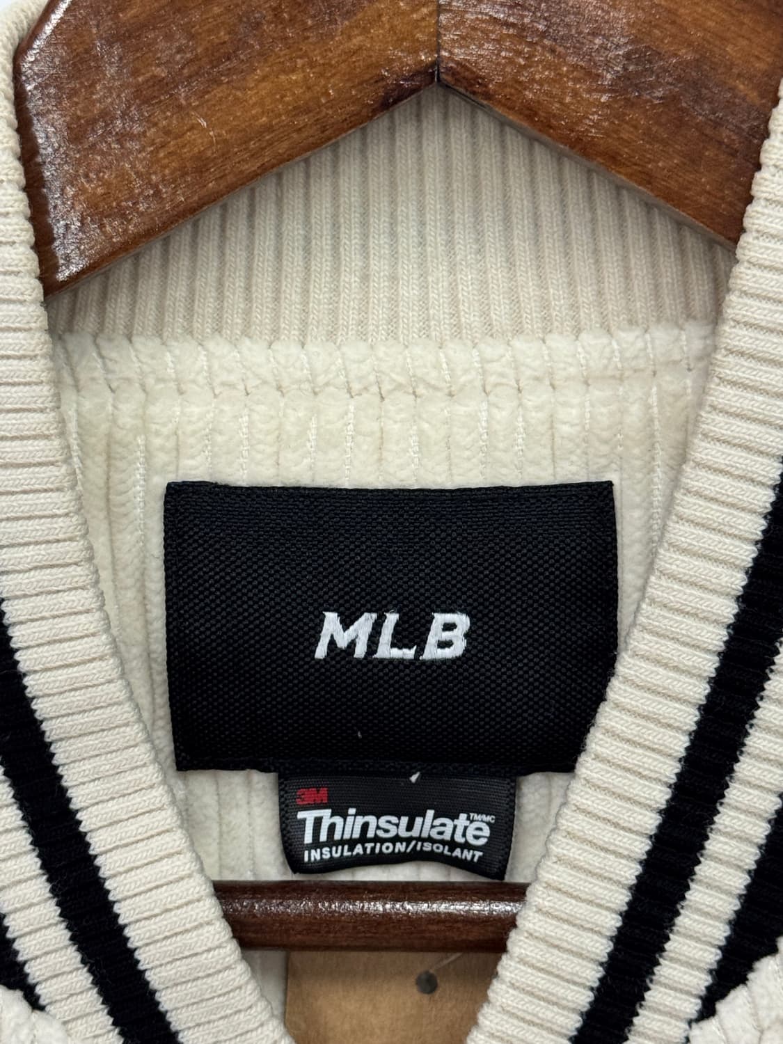 MLB 아이보리 베이스볼 점펴 상품이미지3