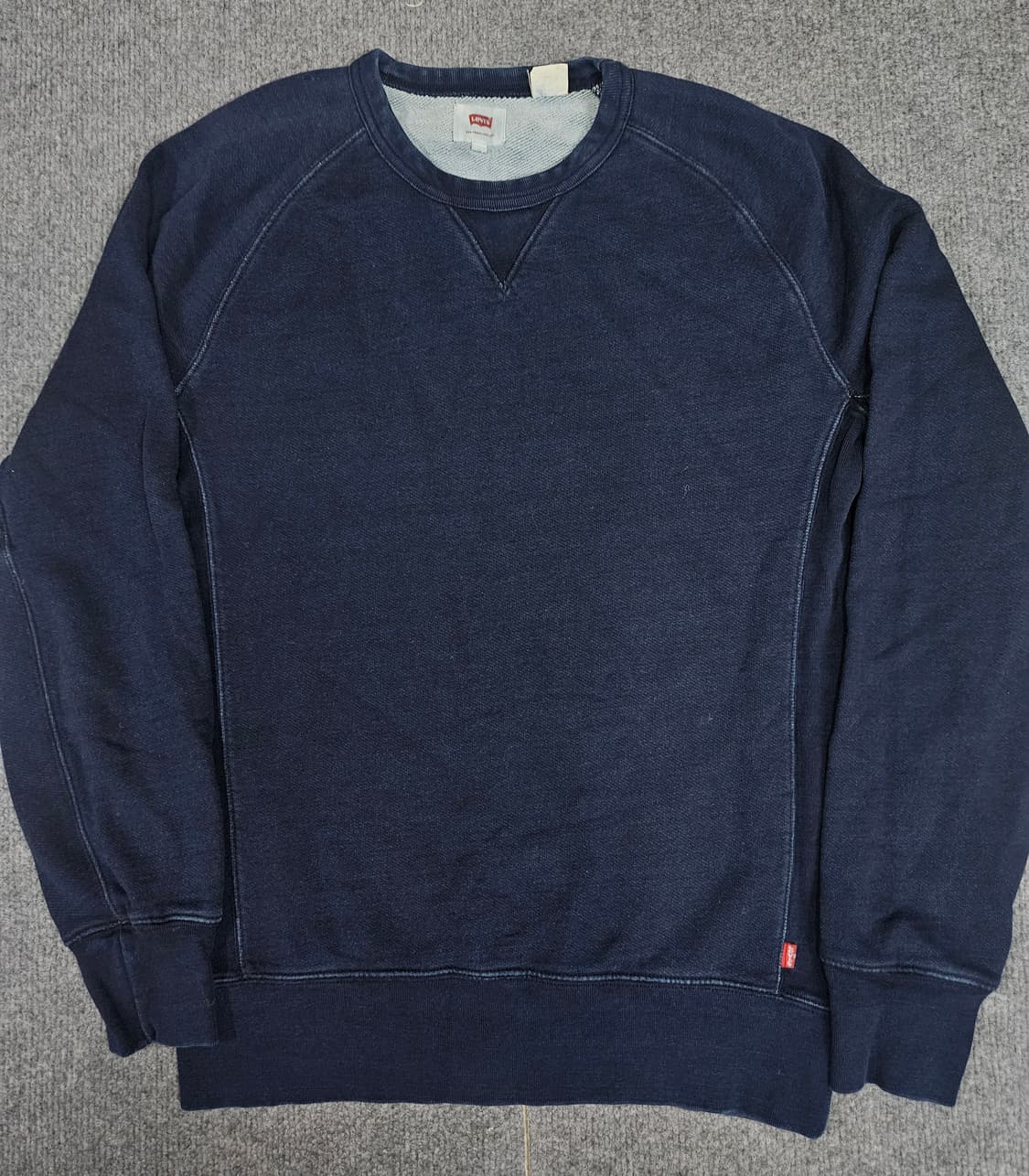 리바이스 인디고 워시드 스웻 셔츠 상품이미지1