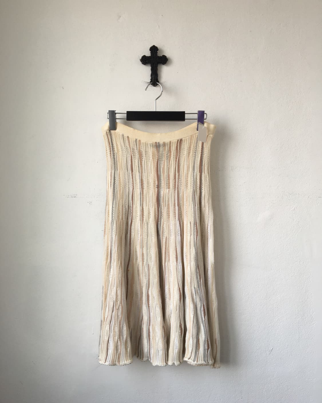 Line detail pleats knit skirt 상품이미지1