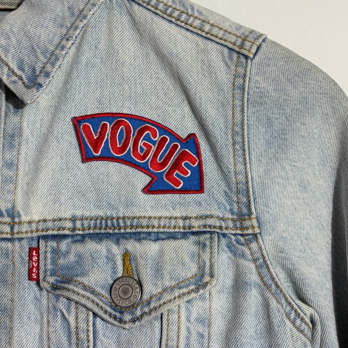 리바이스 보그 패치 크롭 데님 자켓 상품이미지2