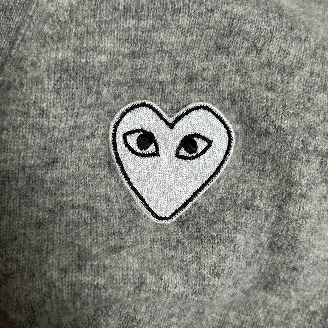 꼼데가르송 화이트 와펜 브이넥 니트 가디건 그레이 XL 상품이미지8