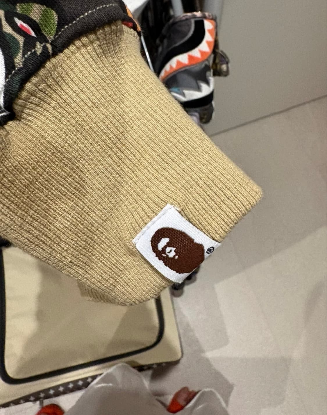 베이프 헬로키티 샤크 후드집업 상품이미지5