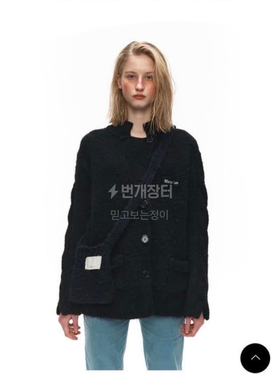 FREE) 마뗑킴 로고 패치 니트 가디건 상품이미지1