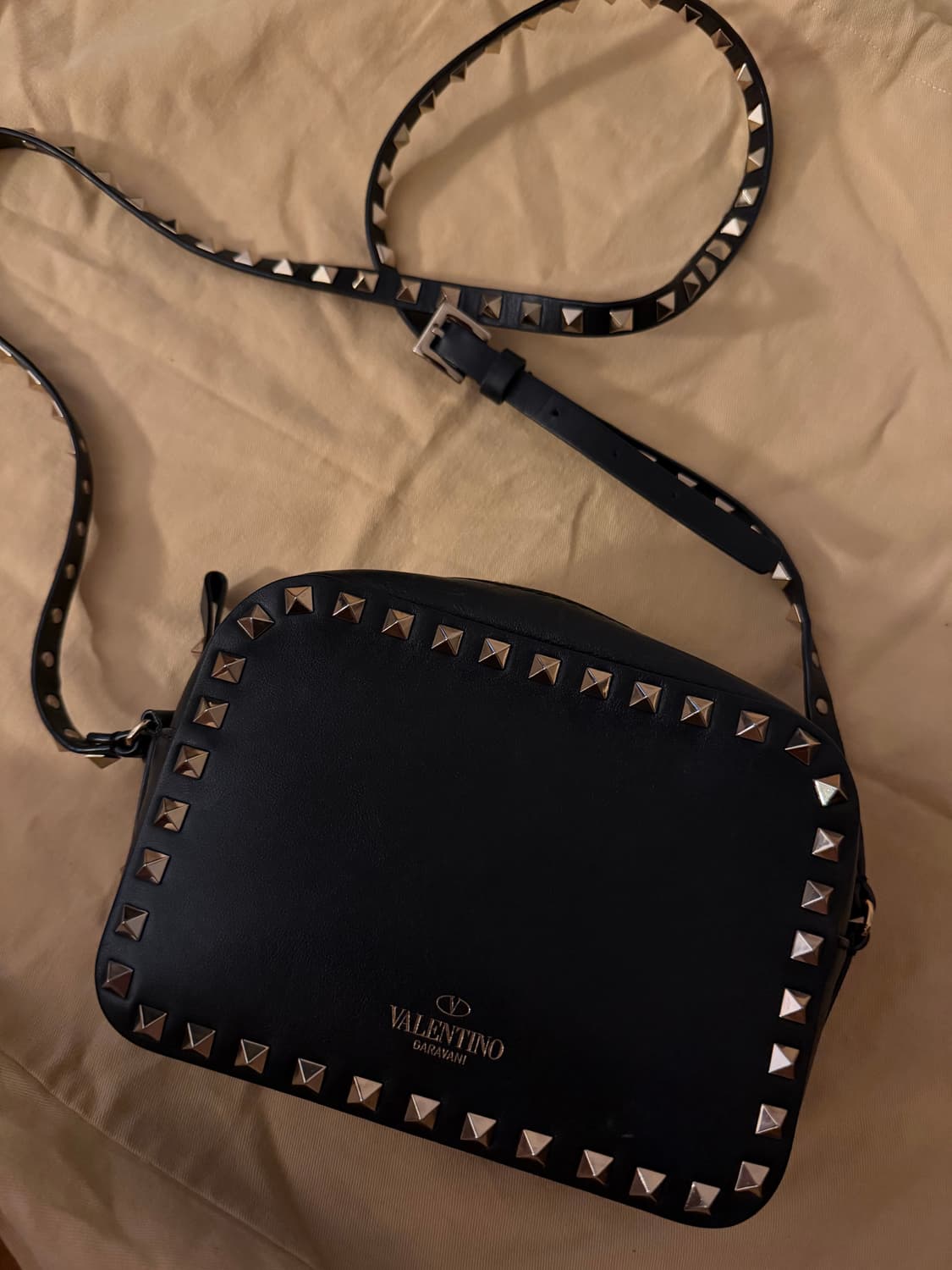 발렌티노 크로스백 상품이미지1