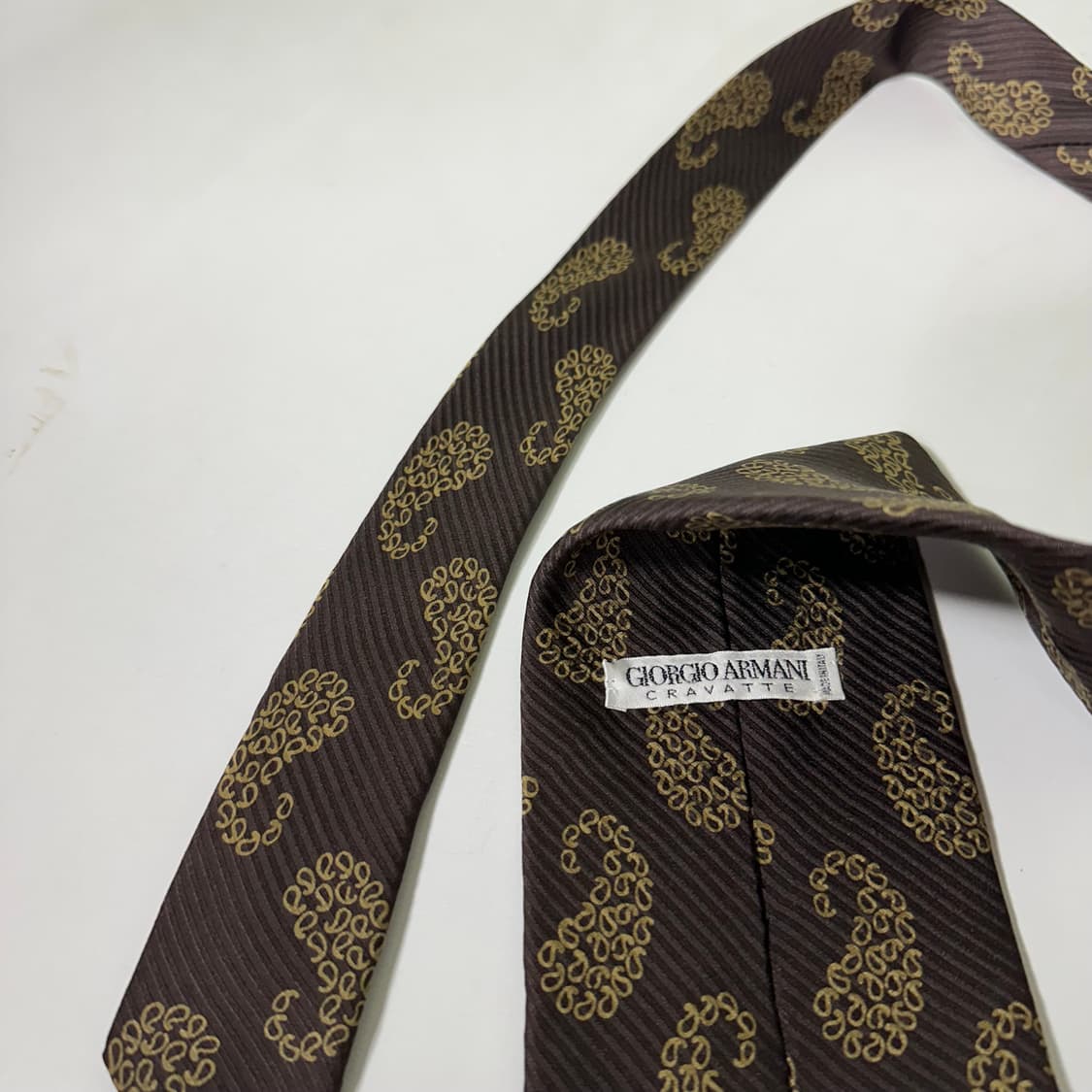 OS 임포리오 조르지오 알마니 실크100% 딥브라운 페이즐리 넥타이 상품이미지1
