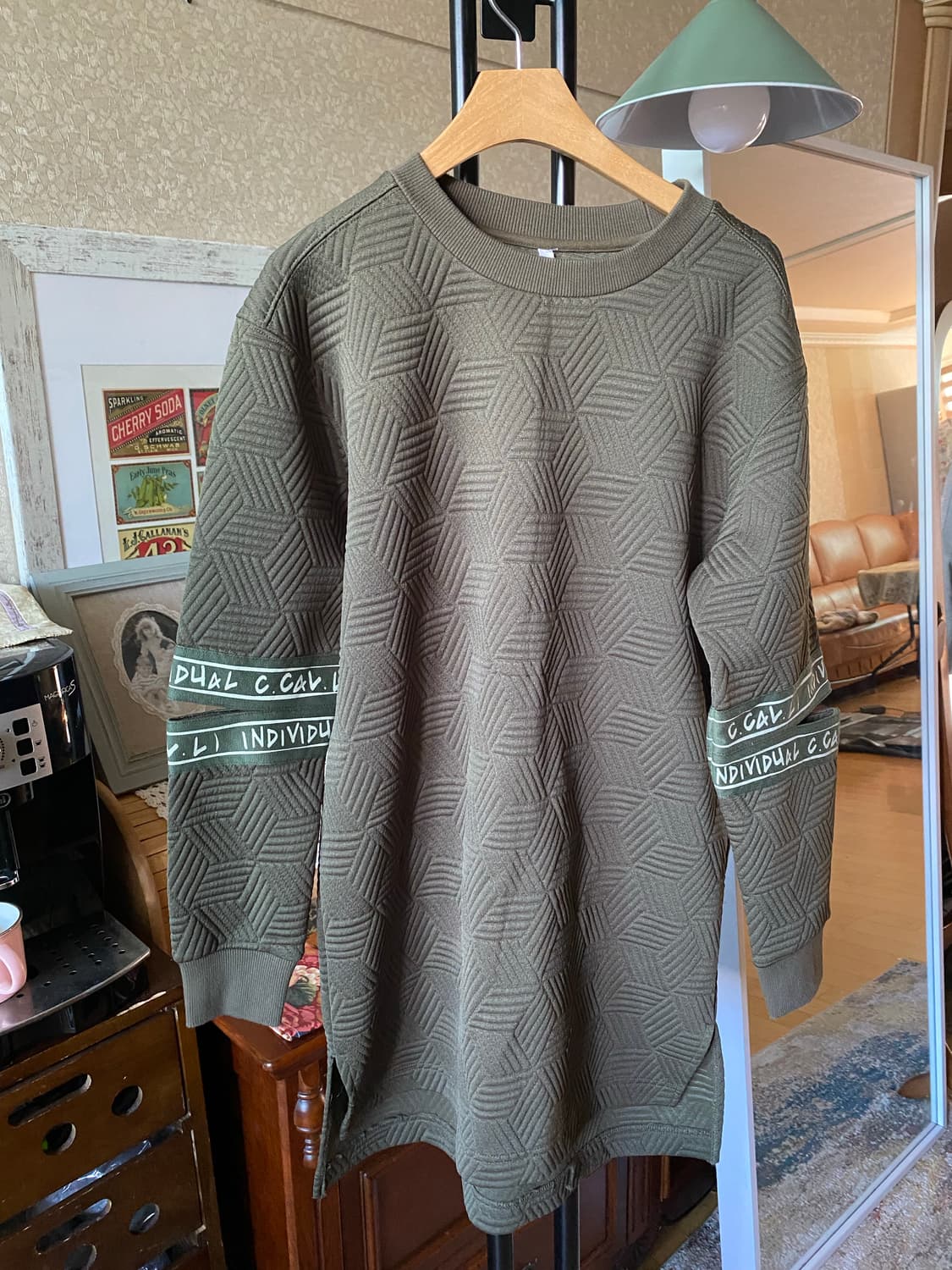 Culture Call 카키색 상의 FREE 상품이미지5