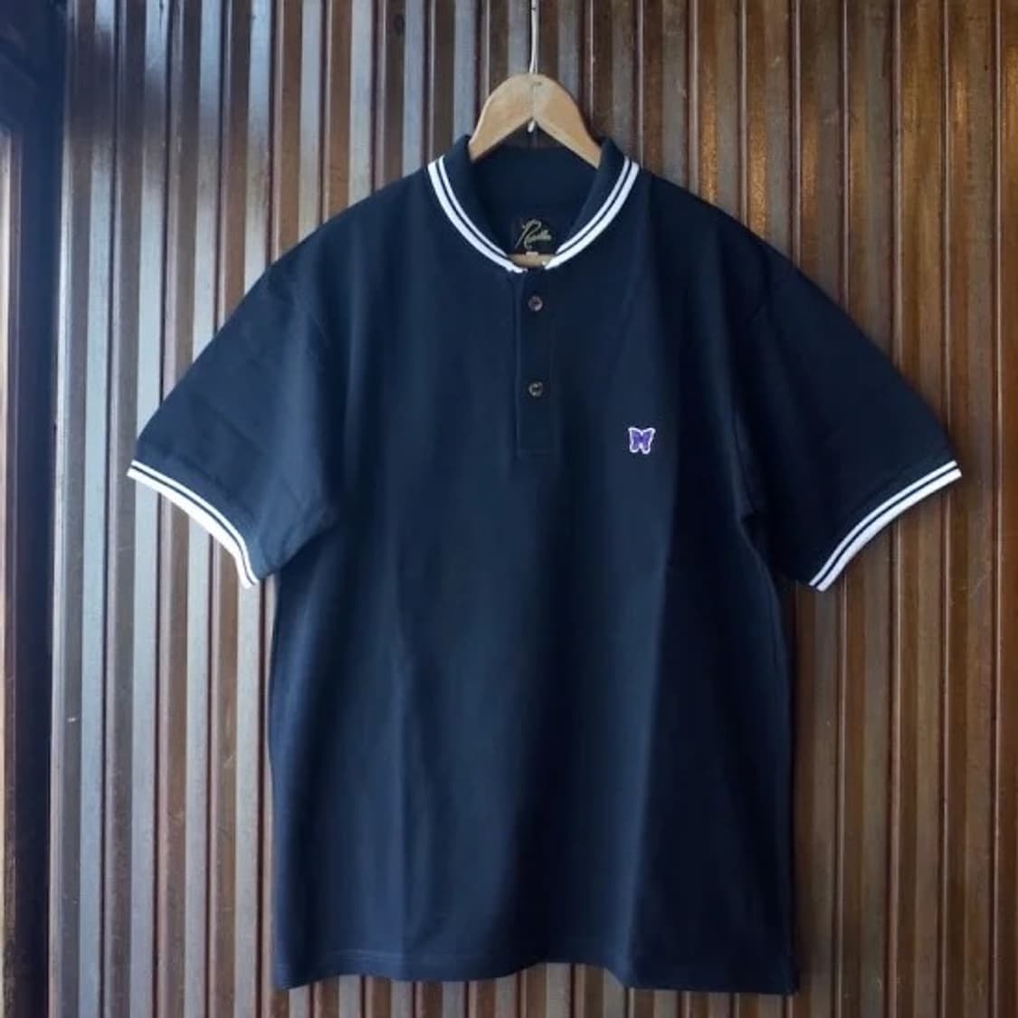 니들스 숄 칼라 폴로 티셔츠 블랙 상품이미지1