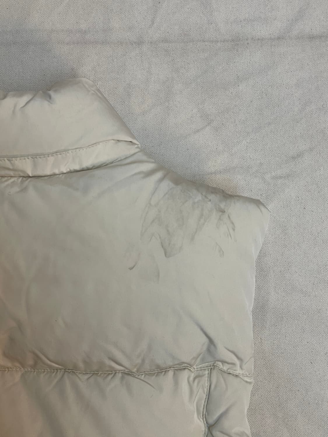 게스 패딩 조끼 상품이미지10