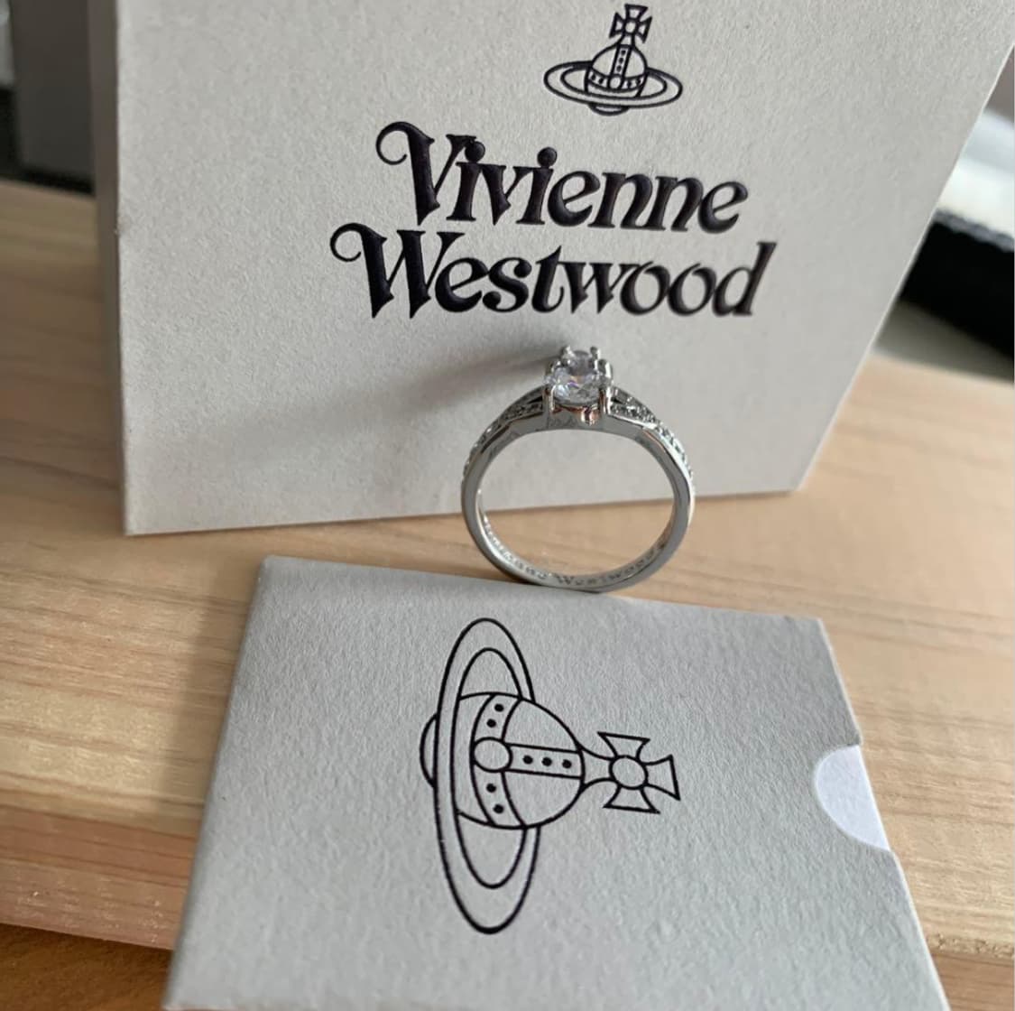 비비안웨스트우드 아카이브 크리스탈 큐빅 orb링 반지 상품이미지4