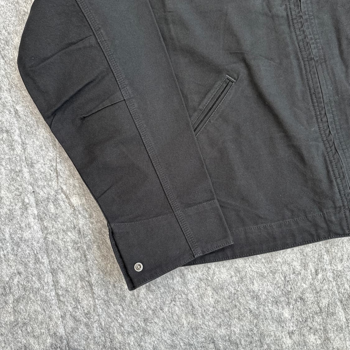 NWT 칼하트 디트로이트 자켓 블랙 XL 상품이미지4