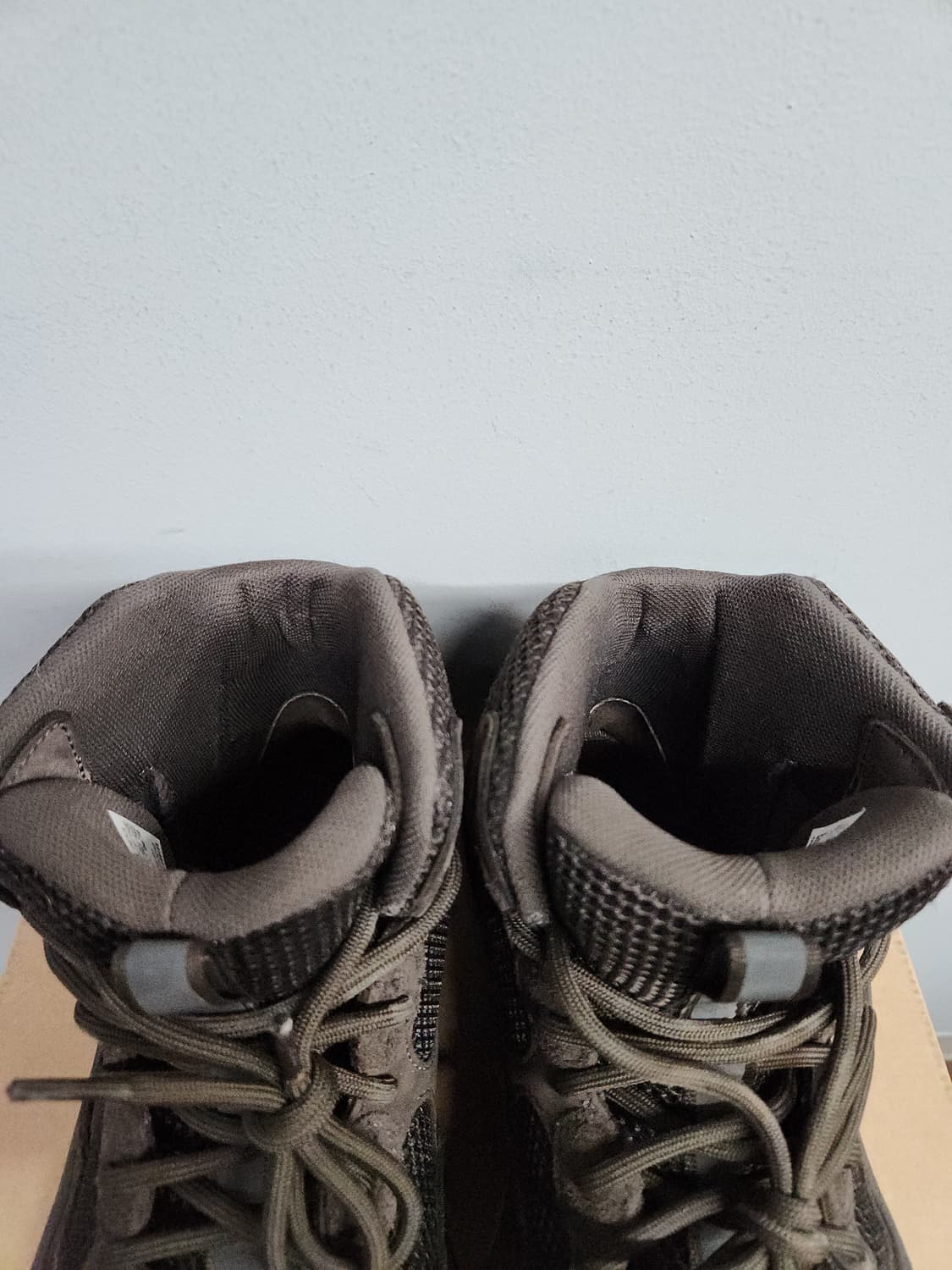 아디다스 이지 데저트 부츠 오일 상품이미지3