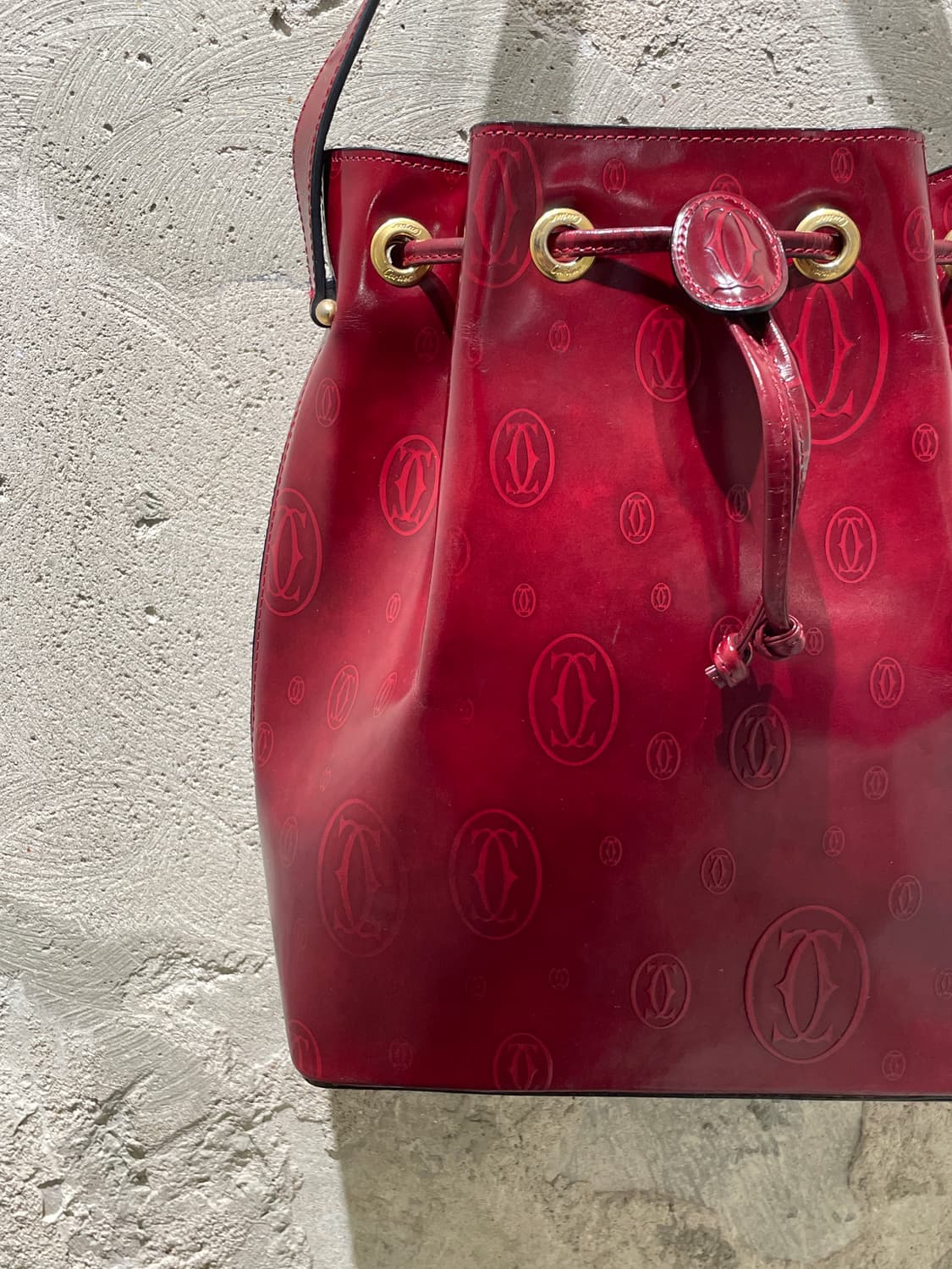 까르띠에 레드 보르도 버킷 숄더백 상품이미지6