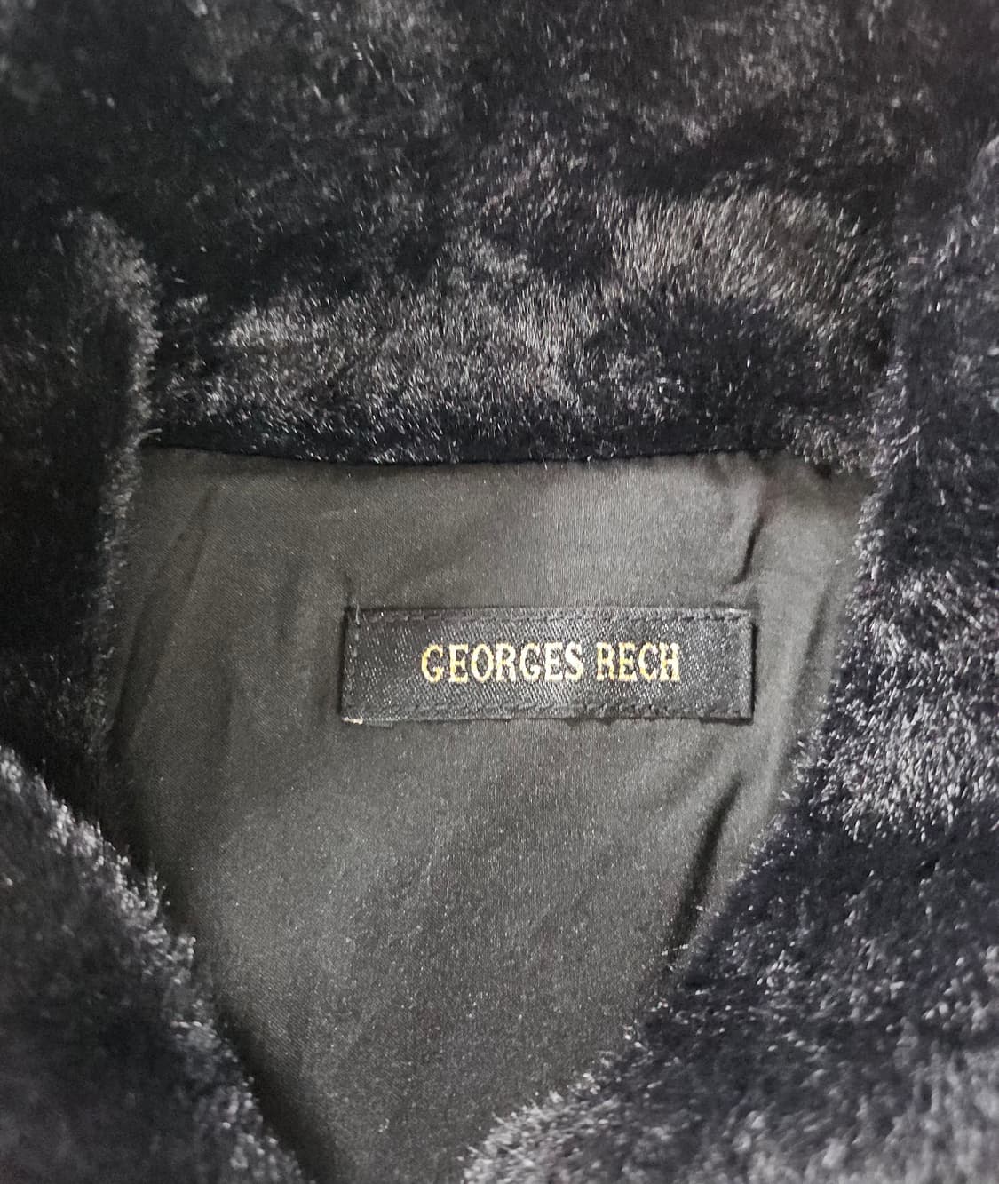 조르쥬레쉬(Georges Rech)의 블랙 퍼 자켓  55 상품이미지3