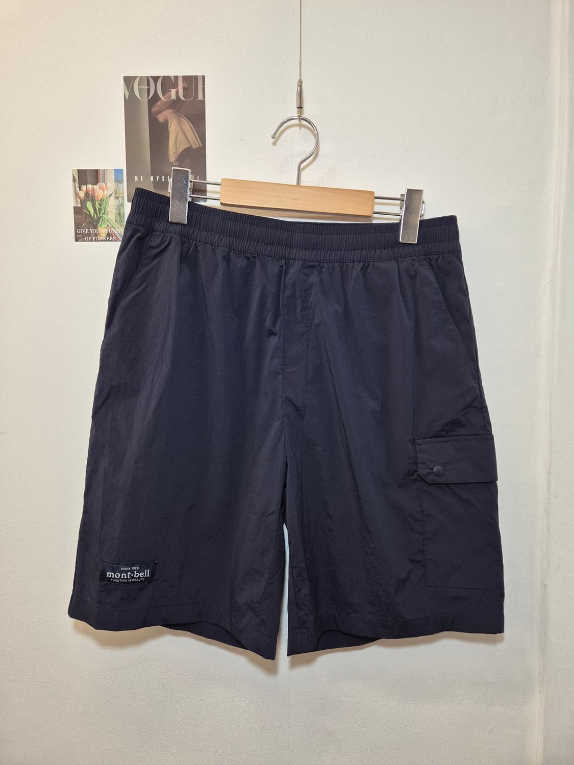 몽벨에서 나온 카고 반바지 네이비L(100)
사이즈   상품이미지1