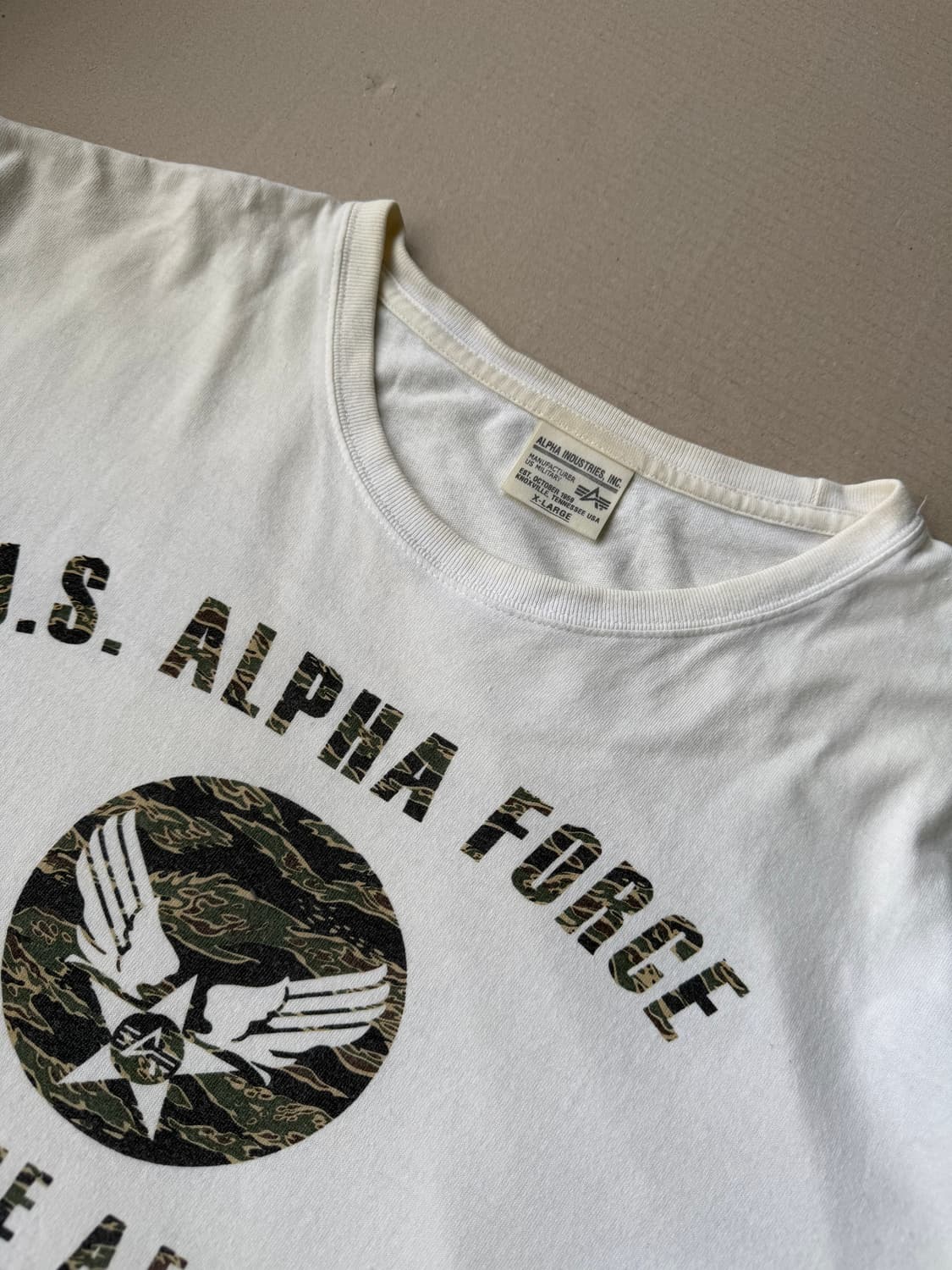 알파인더스트리 U.S. ALPHA FORCE 그래픽 반팔 티셔츠 상품이미지2