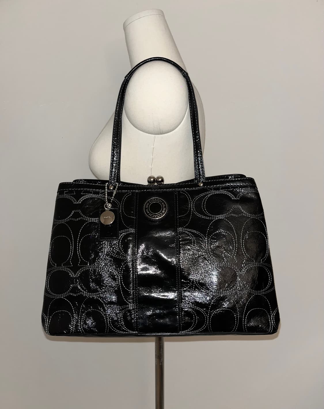 📦Coach White Stitch shoulder bag 상품이미지1