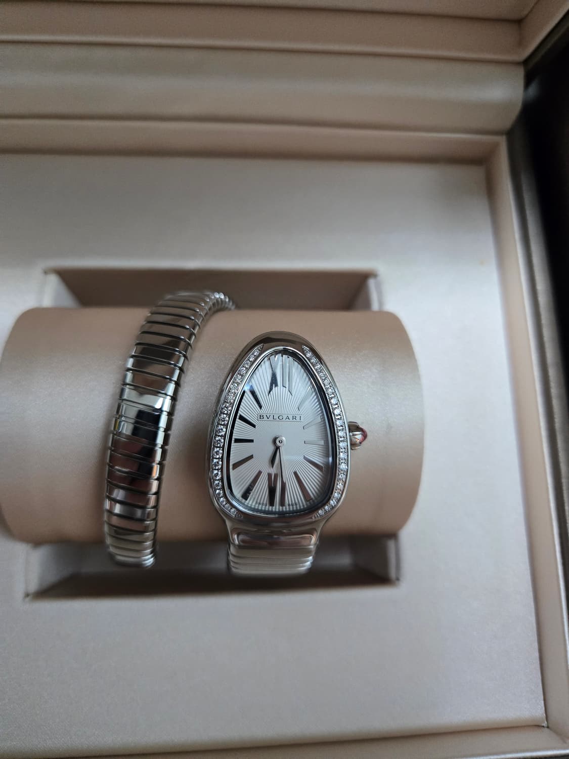 불가리 세르펜티 시계 상품이미지1