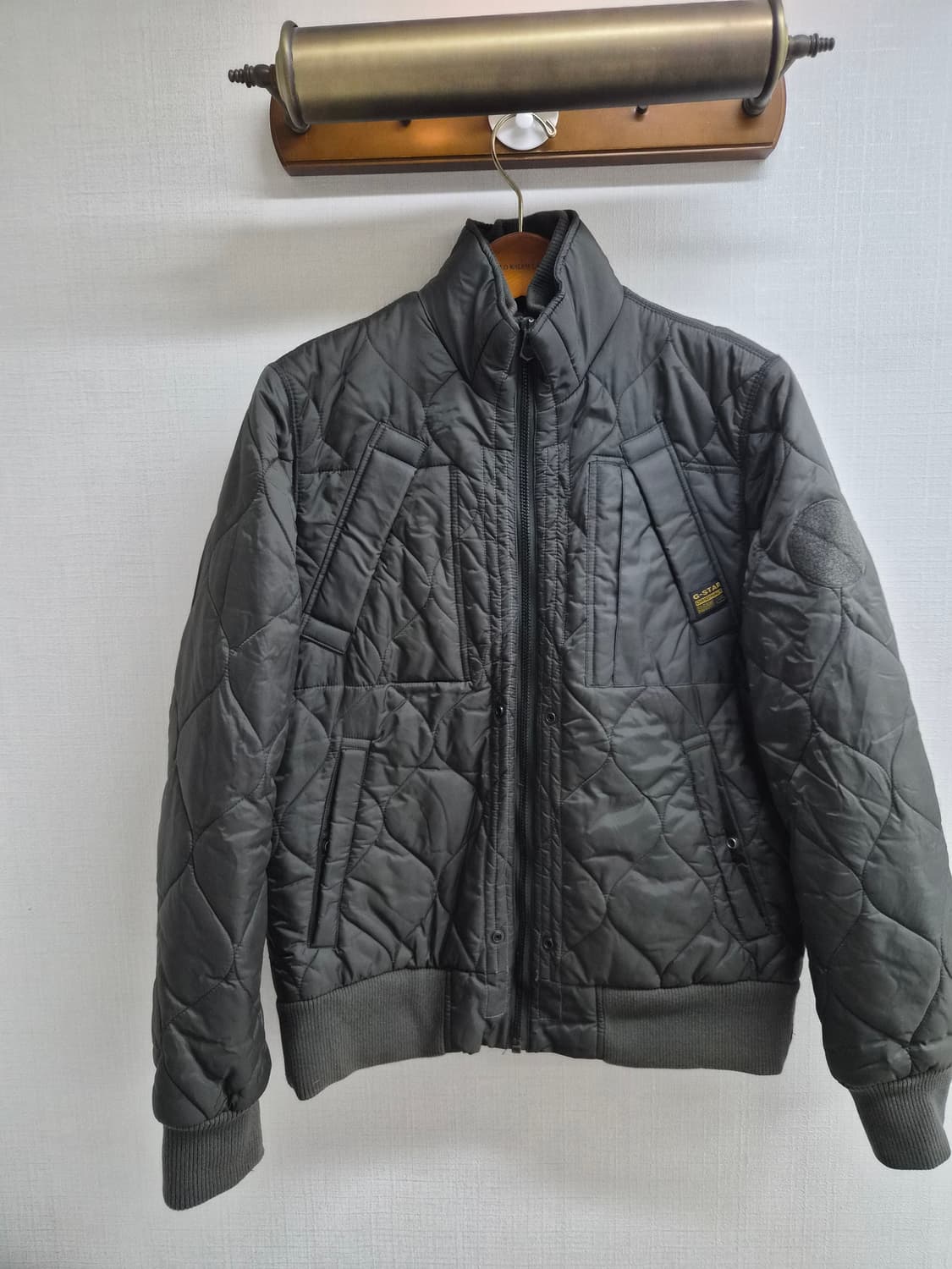 L) G-STAR RAW 지스타 퀼팅 봄버 점퍼 팝니다 상품이미지1