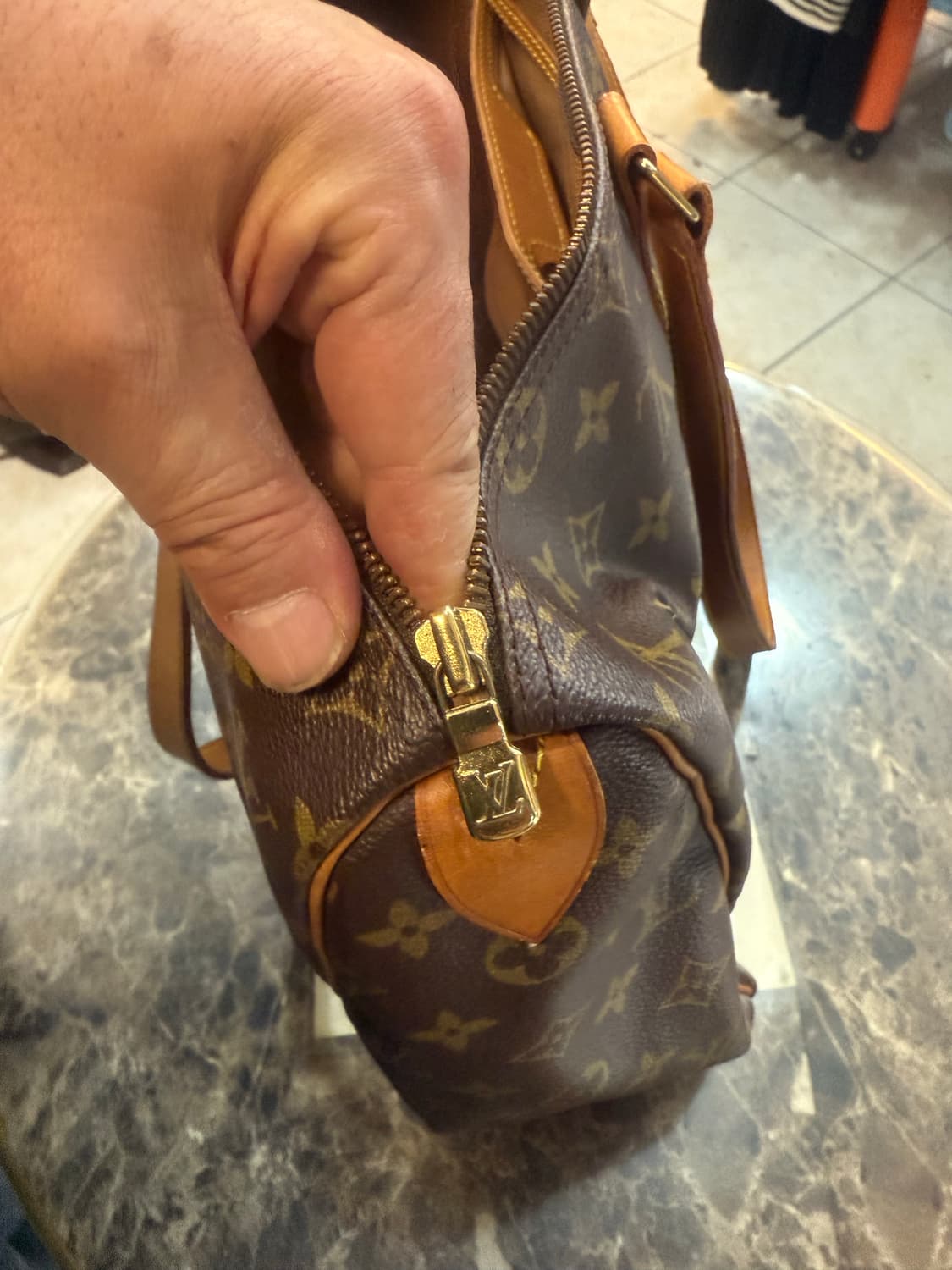 정품 루이비통 플래너리45 보스턴백 팝니다 상품이미지8