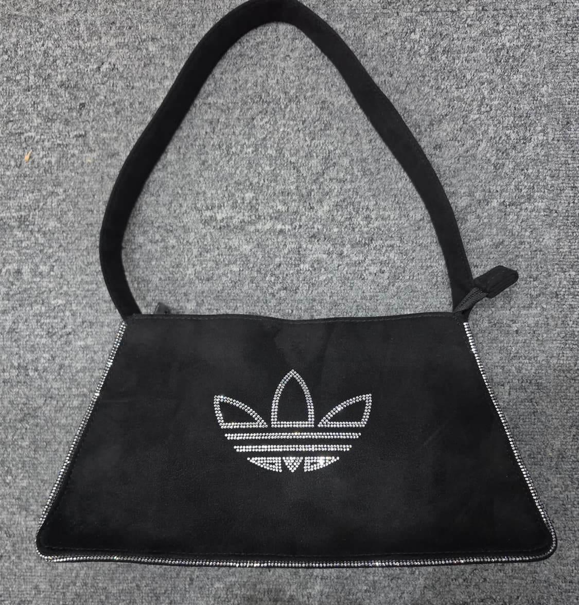 아디다스 라인스톤 스웨이드 숄더백 가방 상품이미지2