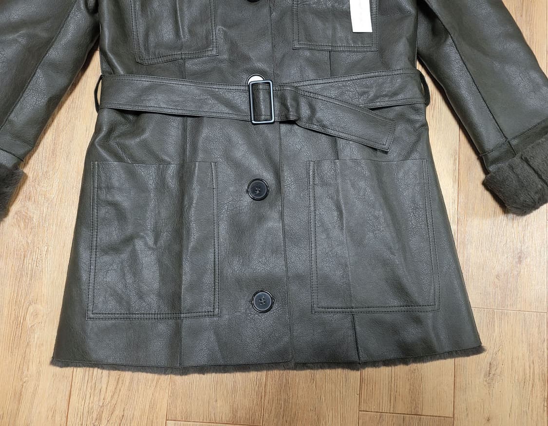 낫유어로즈(not your rose) 리버시블 레더무스탕 55-66 새상 상품이미지6