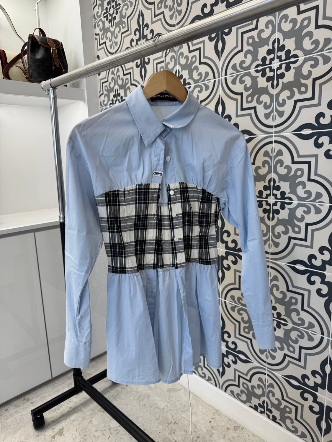 페인오어플레져 셔츠 상품이미지1