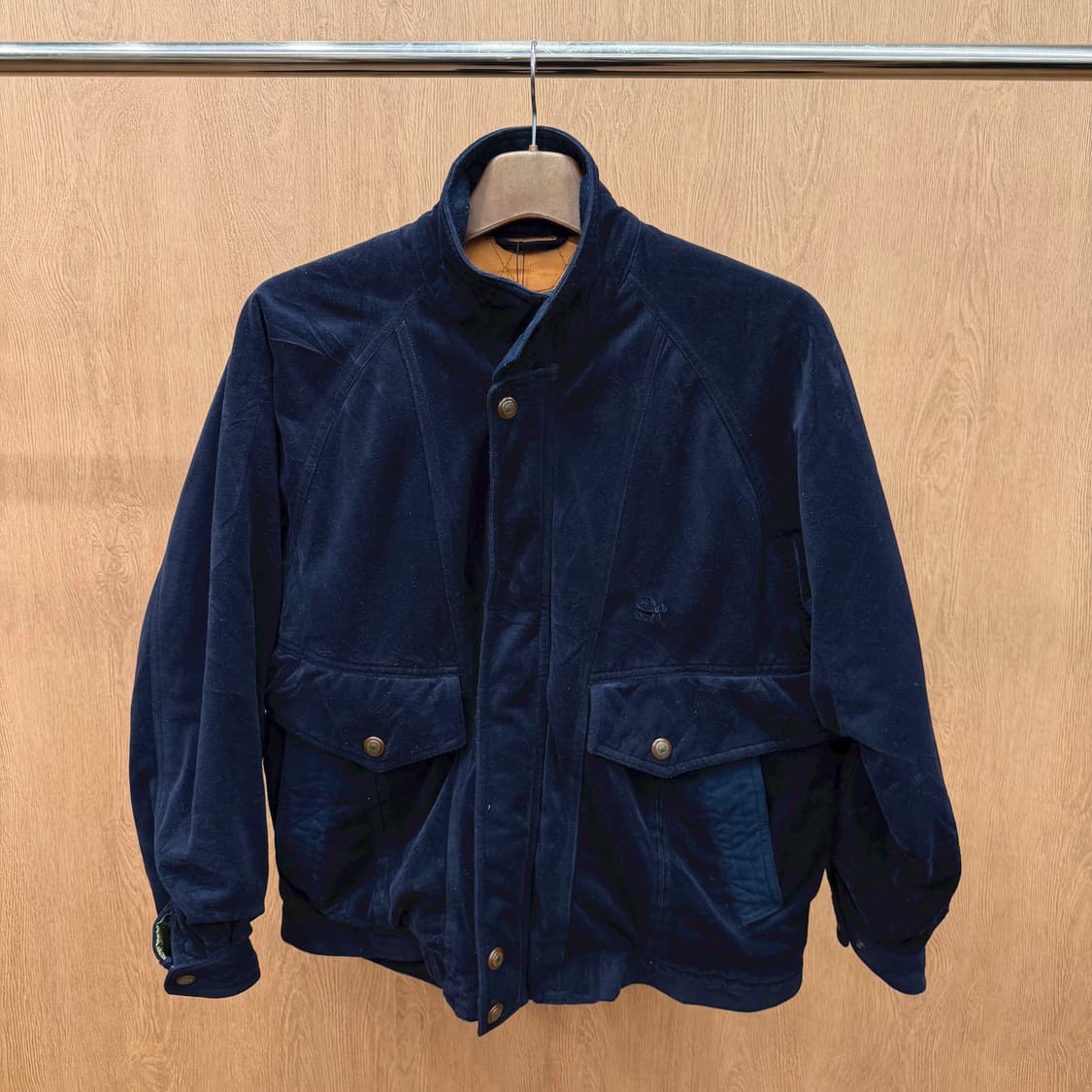 빈티지 헌팅 워크 자켓 더블 포켓 로고 버튼 배색 안감 디테일 네이비 상품이미지2