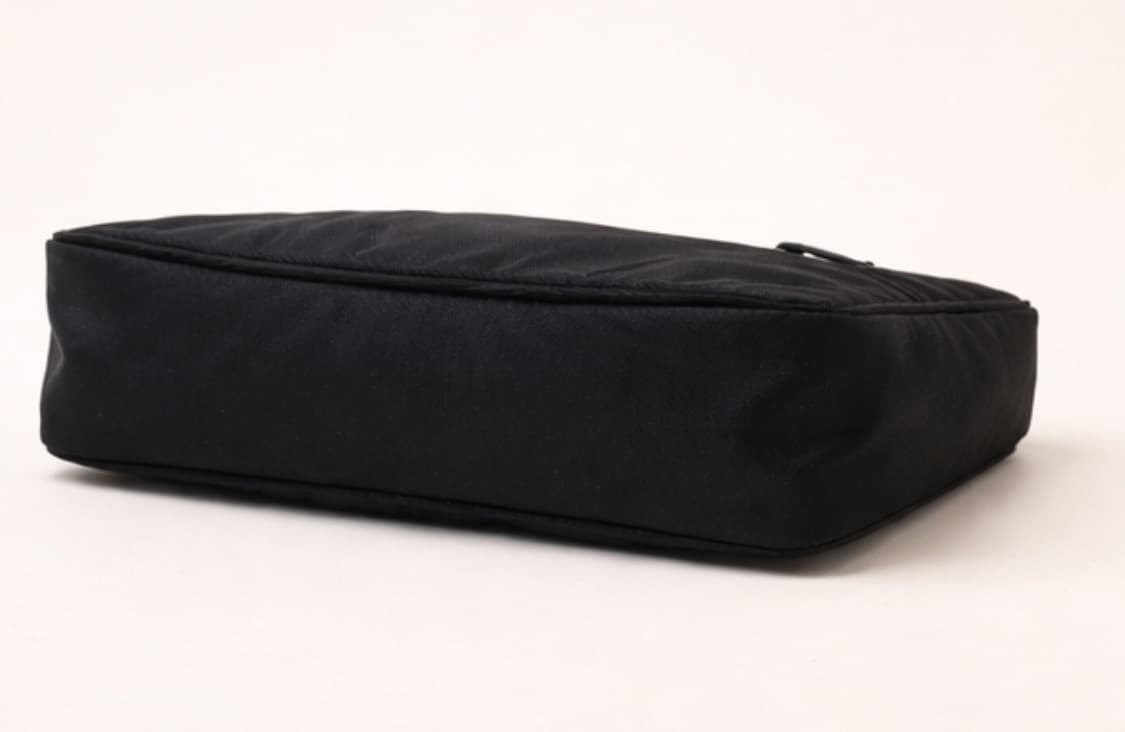 [S급] 프라다 리에디션 사피아노 & 리나일론 숄더백 판매합니다!!! 상품이미지4