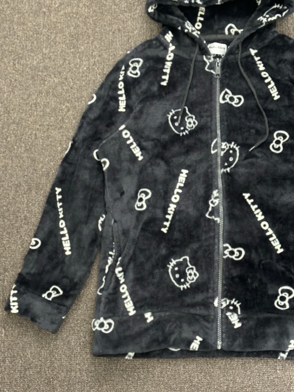M)Hello Kitty 빈티지 캐릭터 블랙 플리스 후드집업 상품이미지2