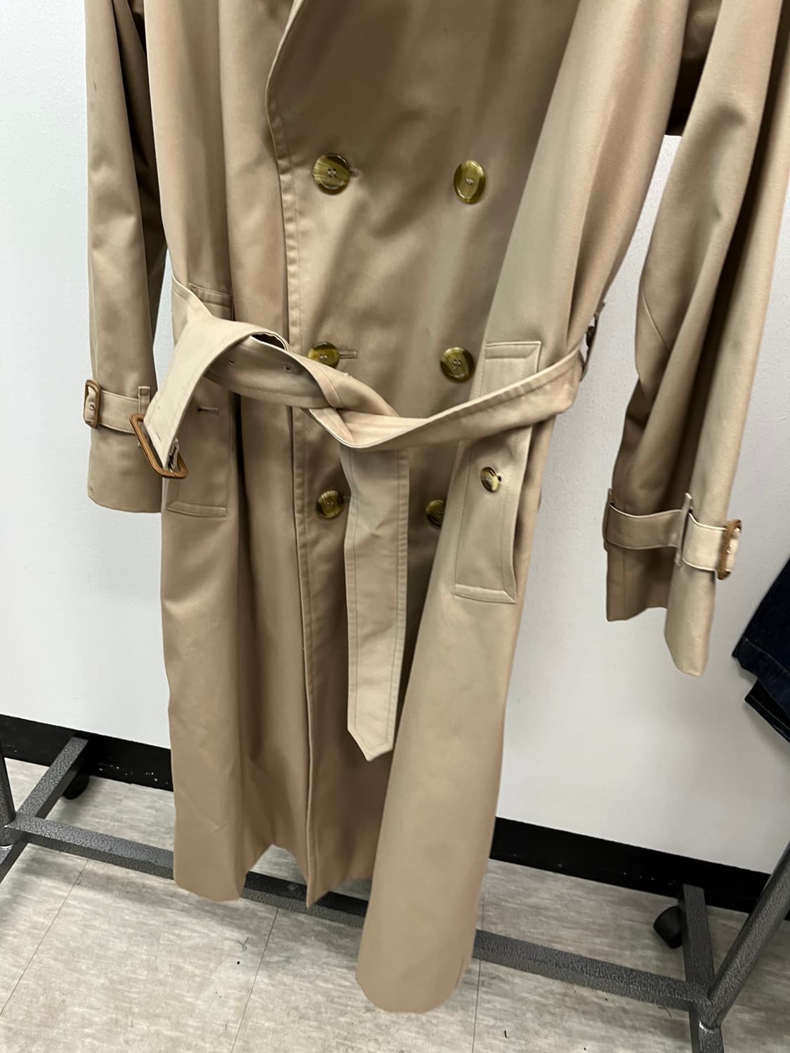 110) 버버리 개버딘 더블 트렌치코트 상품이미지3