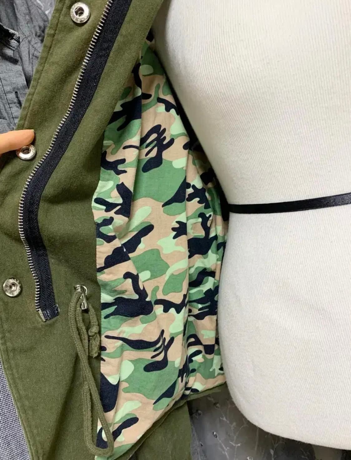 에고이스트ㅡ 스톤 장식 블링블링 야상 55/새거수준 상품이미지7