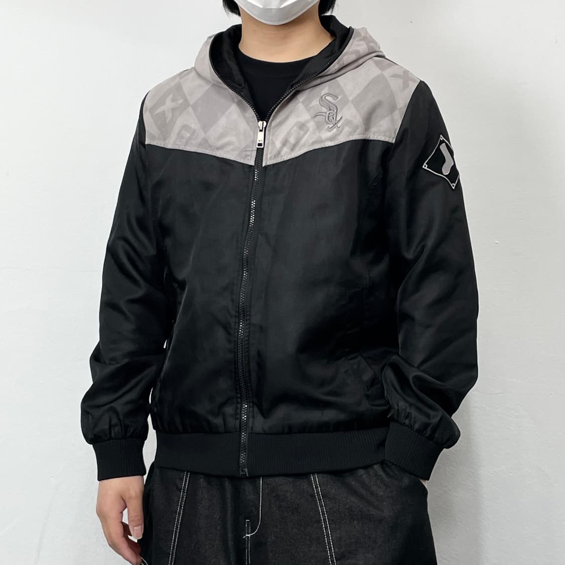 XL MLB 화이트삭스 비대칭 배색 후드 바람막이 상품이미지1