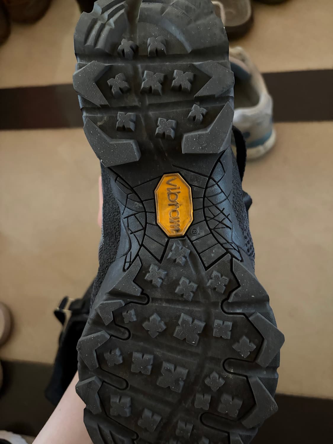 로아 미나르 EU 42 상품이미지4