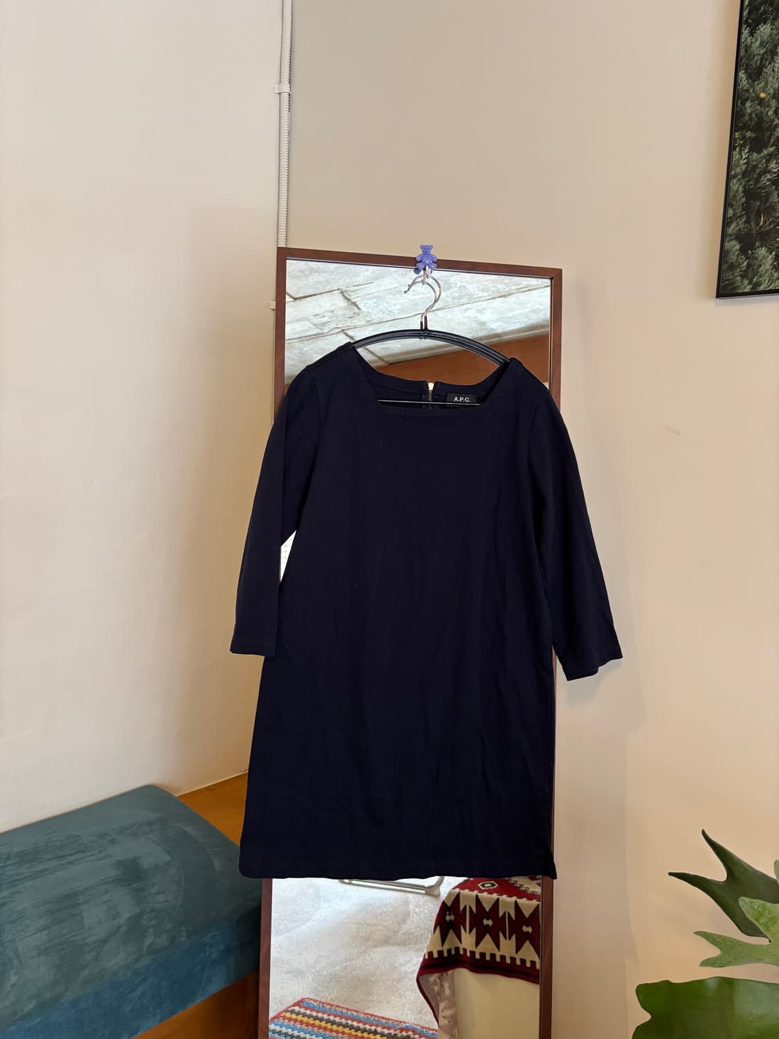 A.P.C. 아페쎄 네이비 라운드넥 원피스 상품이미지1