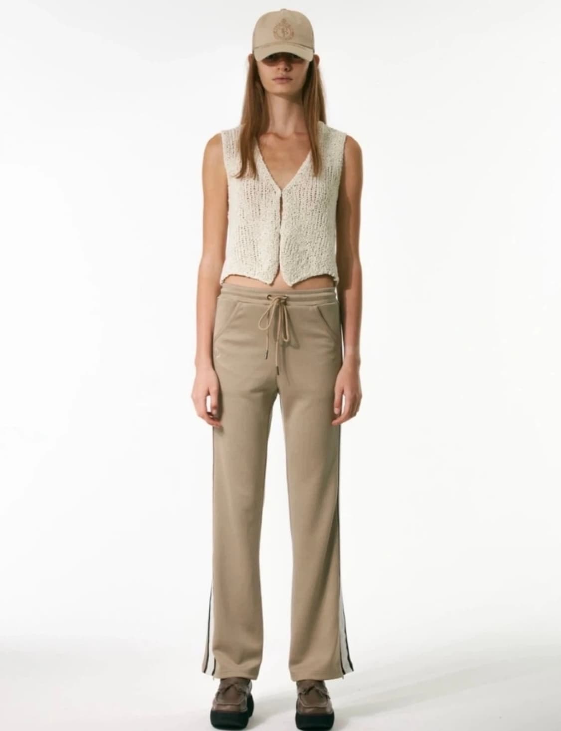 오픈와이와이 22ss 테이프드 져지 트랙 팬츠 베이지 상품이미지2