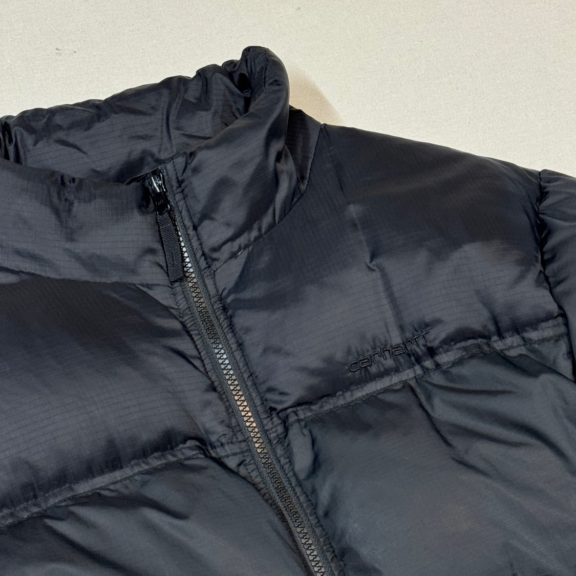 S) 칼하트 WIP 루미 자켓 덕다운 패딩 점퍼 블랙 상품이미지4