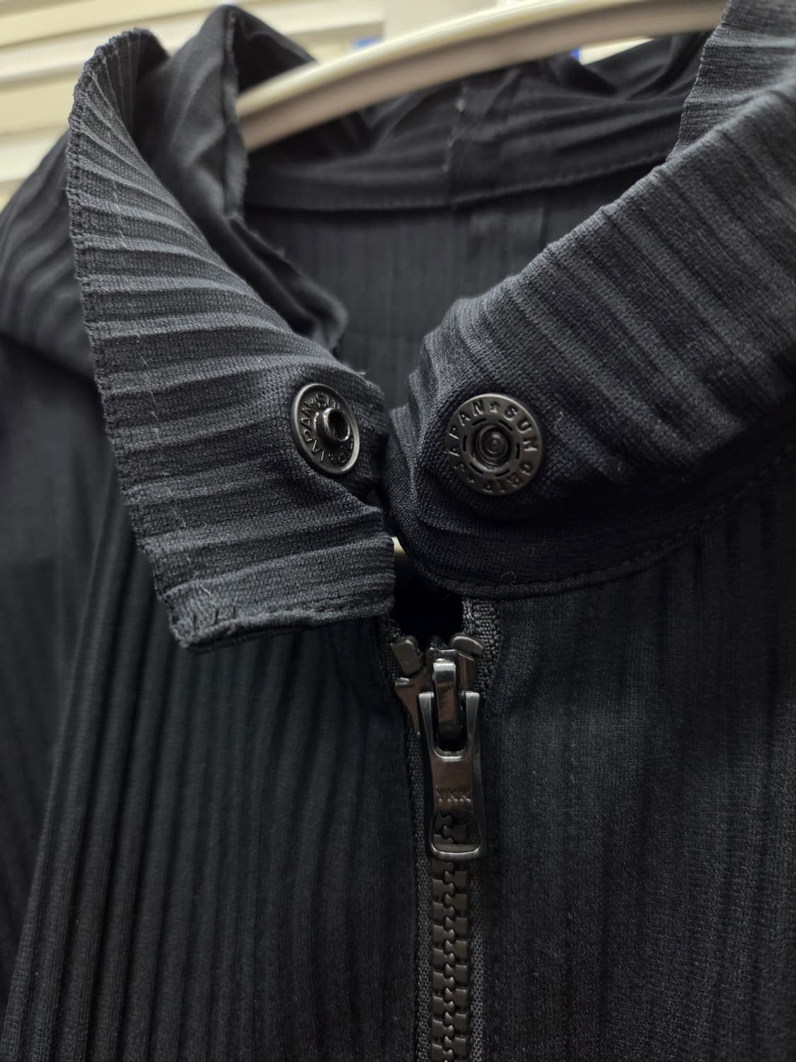 플리츠플리즈 이세이미야케 후디 코트 상품이미지3