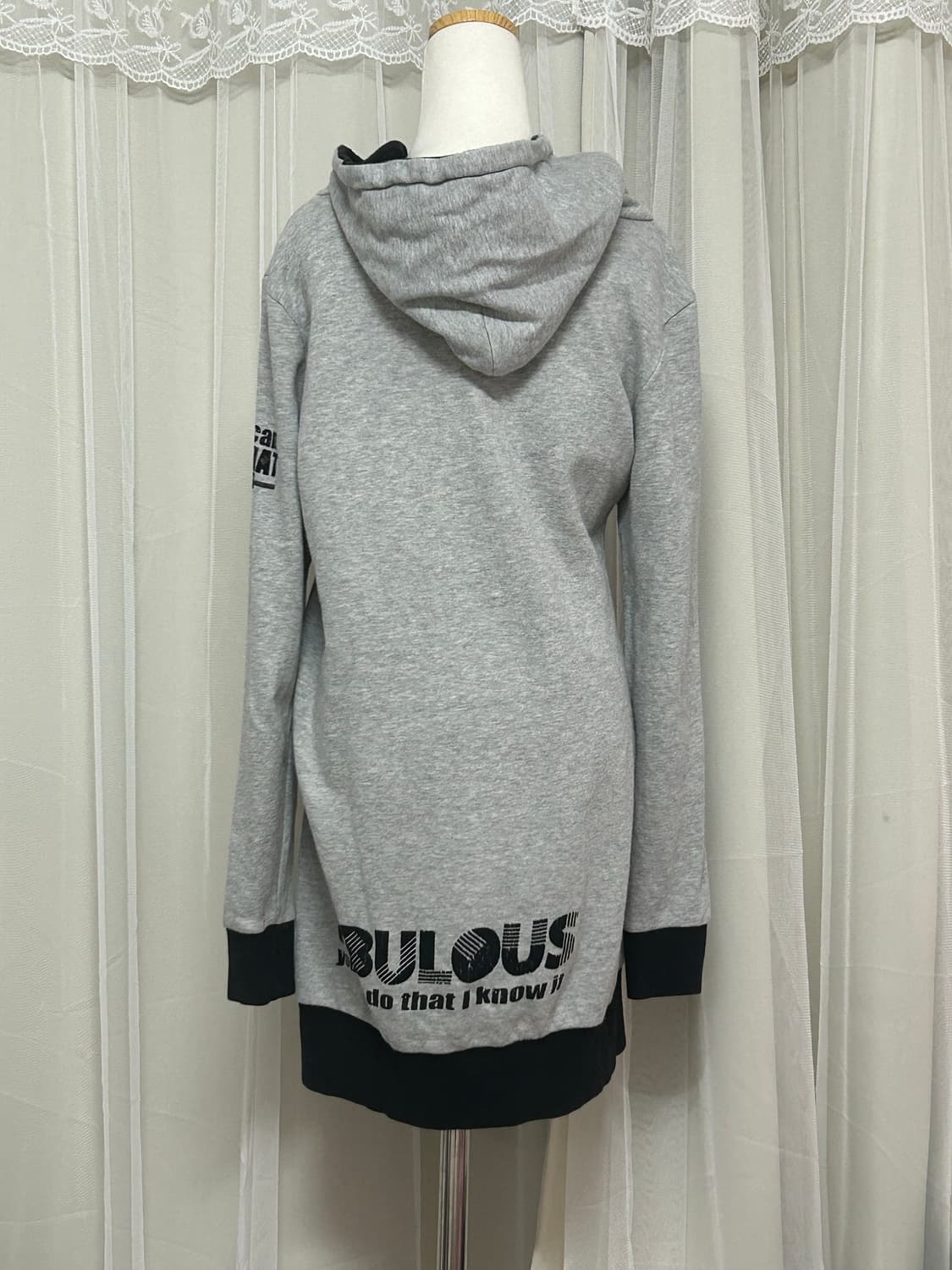 ingni Y2K 펑투케 디테일 후드티 상품이미지3