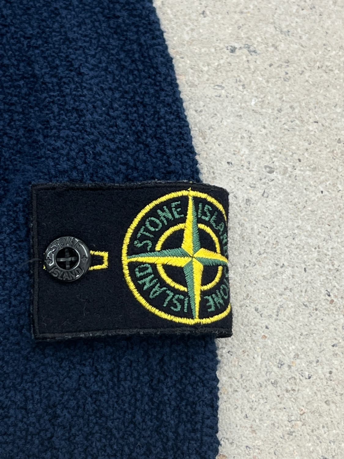 스톤아일랜드 와펜 네이비 헨리넥 부클 니트 상품이미지6