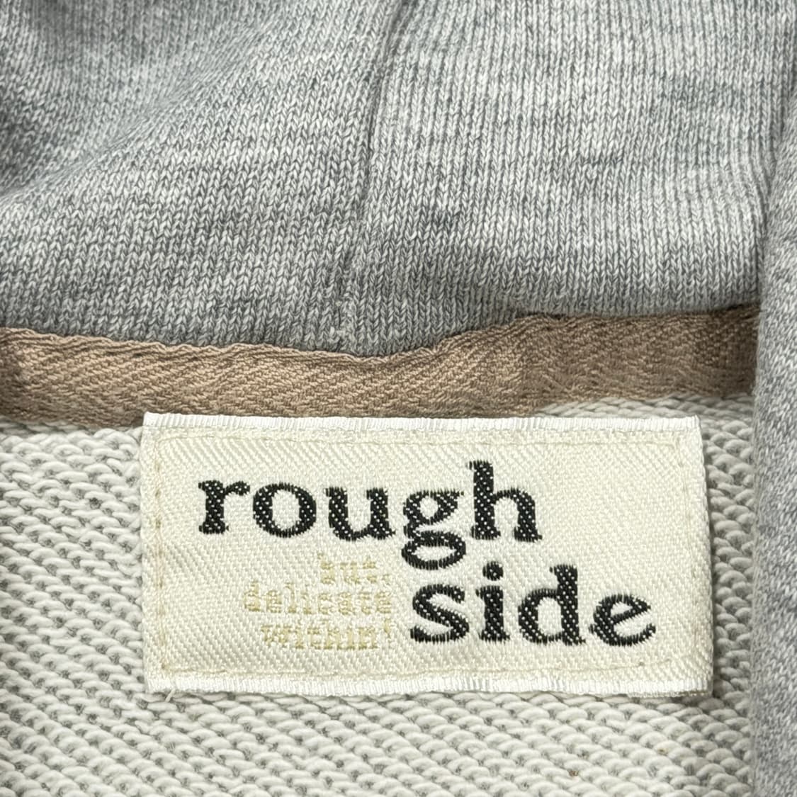 러프사이드 오버사이즈드 패치 후드티 멜란지 그레이 3 상품이미지5