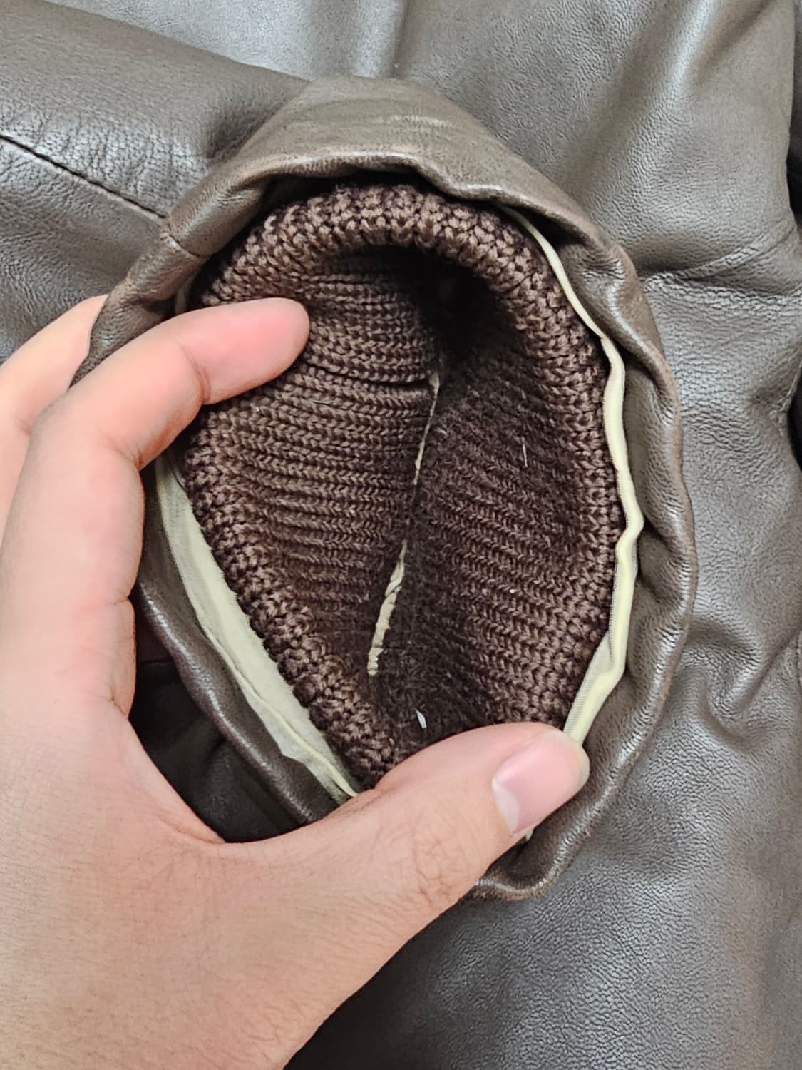 [XL] BAPE 00s 퍼 레더 다운자켓 상품이미지9