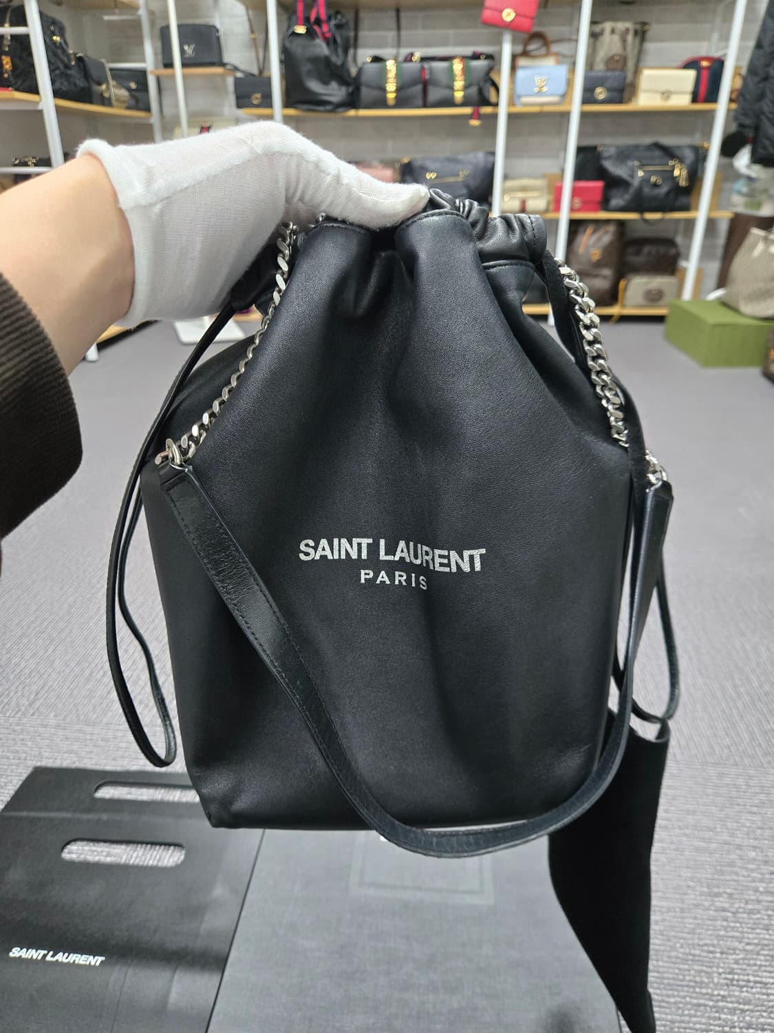 [특가][정품] 입생로랑 테디 버킷백 상품이미지2