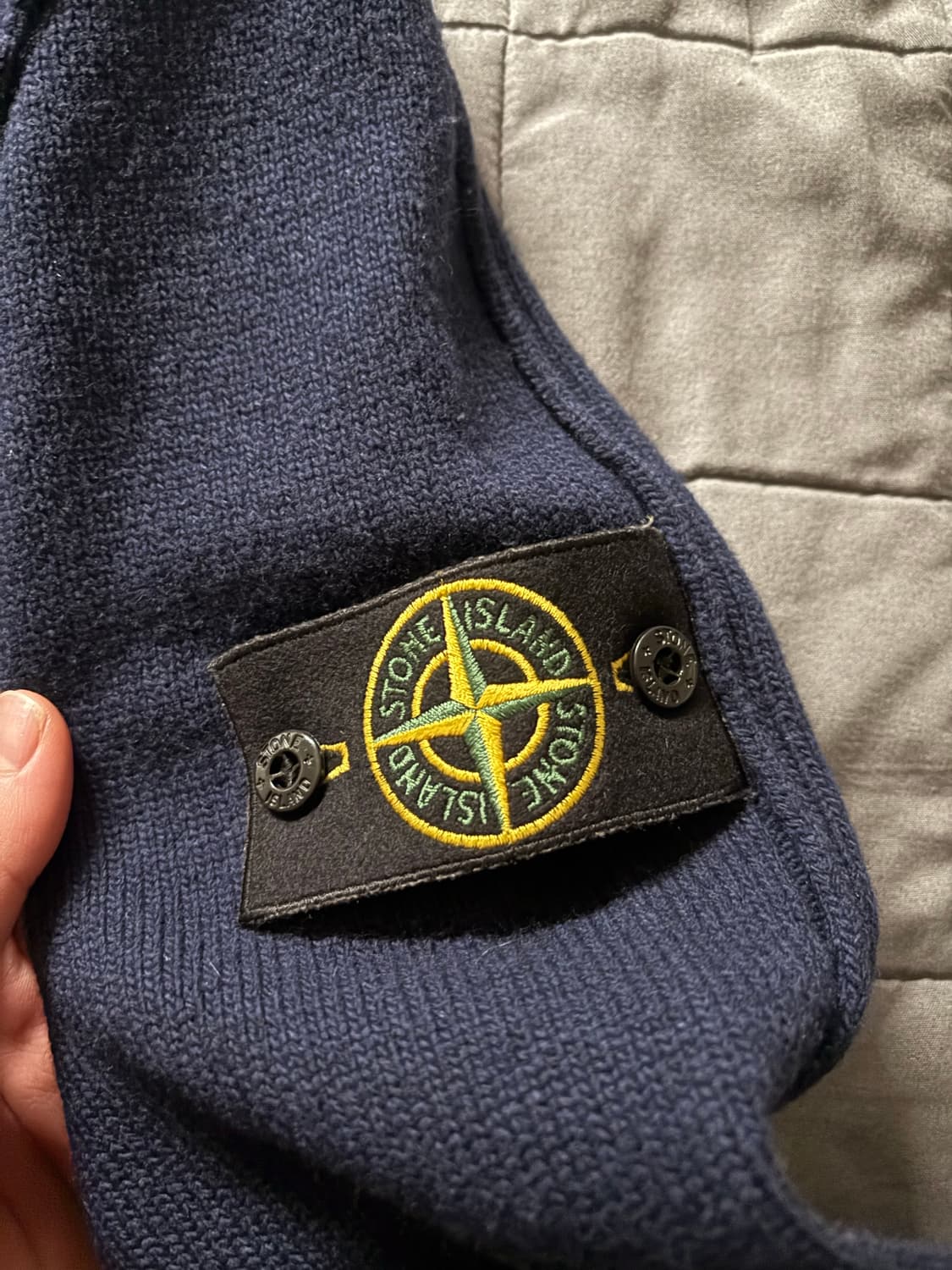 스톤아일랜드 니트 네이비 m사이즈  상품이미지2