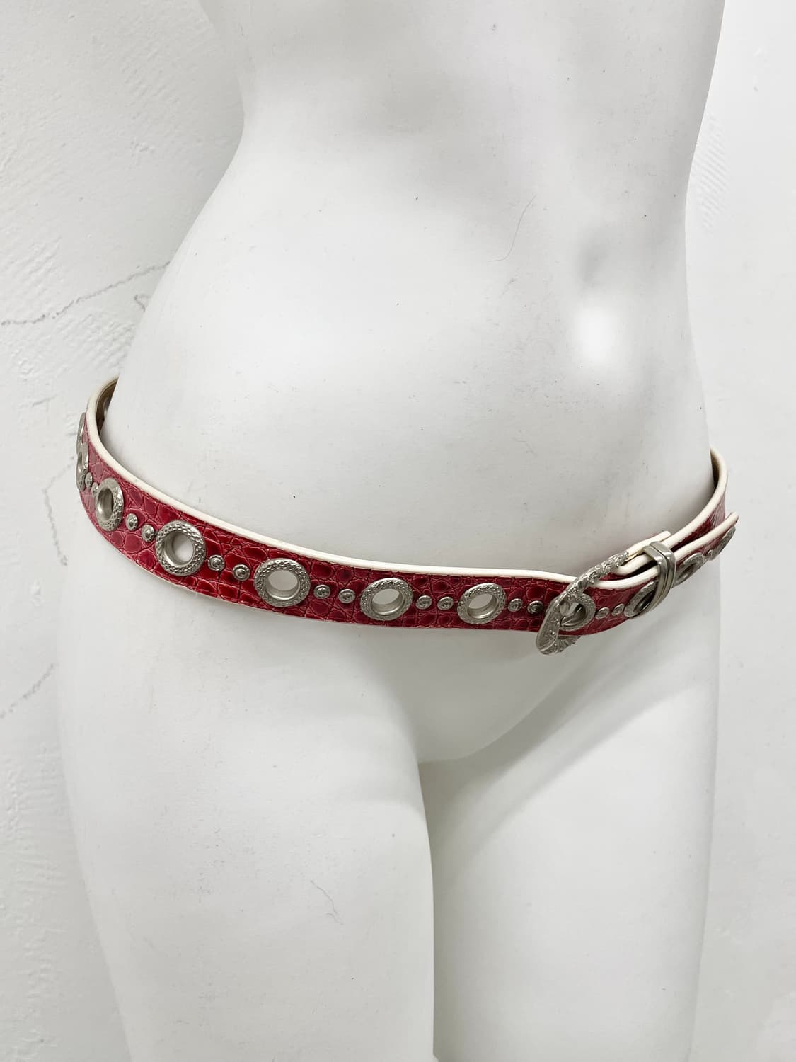 레드 파에톤 펀칭 버클 벨트 상품이미지3