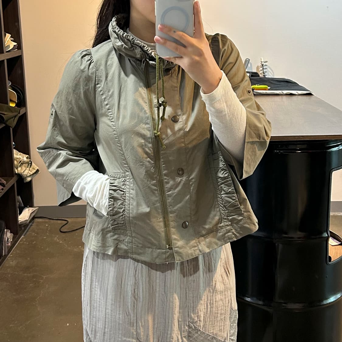카키 셔링 하프 자켓 상품이미지3