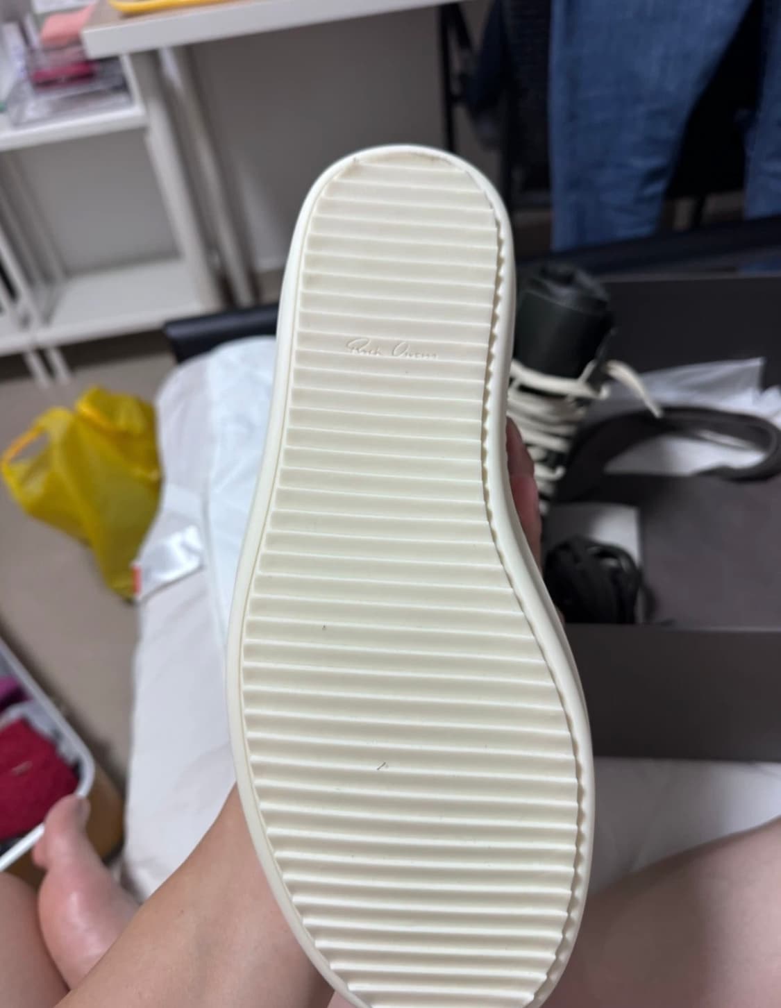 급매)릭오웬스 빈티지 하이 릭반스 하이탑 새상품 42.5 사이즈 상품이미지3