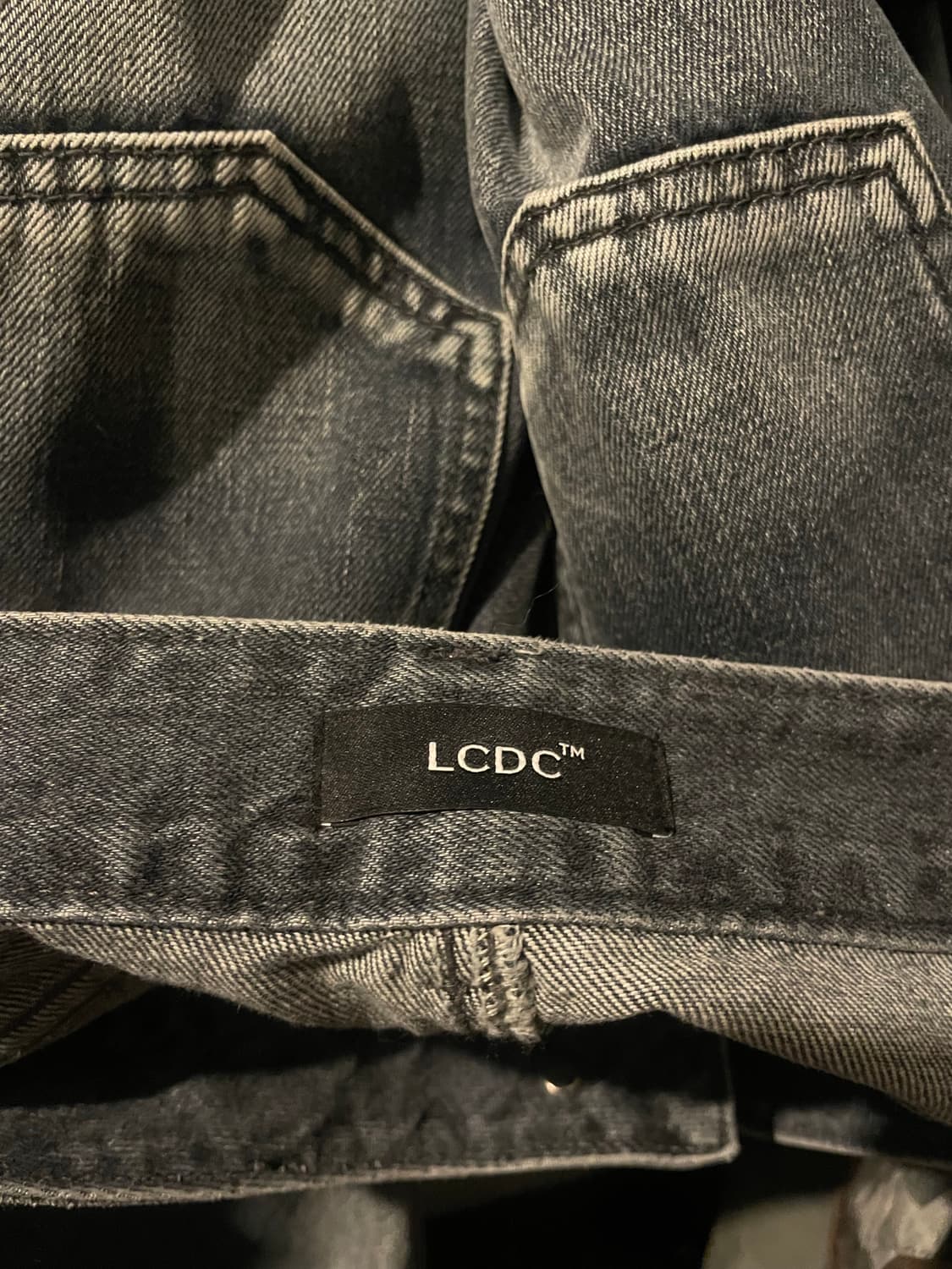 CURVED-SEAM WASHED DENIM (BLUE) 상품이미지3